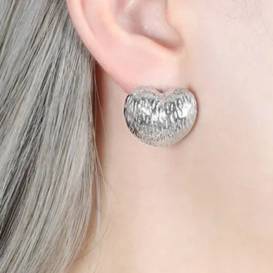 Plump Heart Dangles Earrings