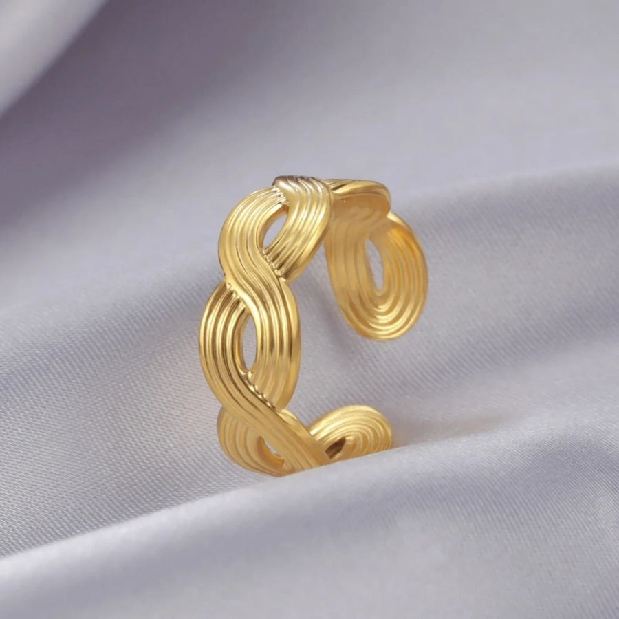Aesthetic Infinity Gold Ring