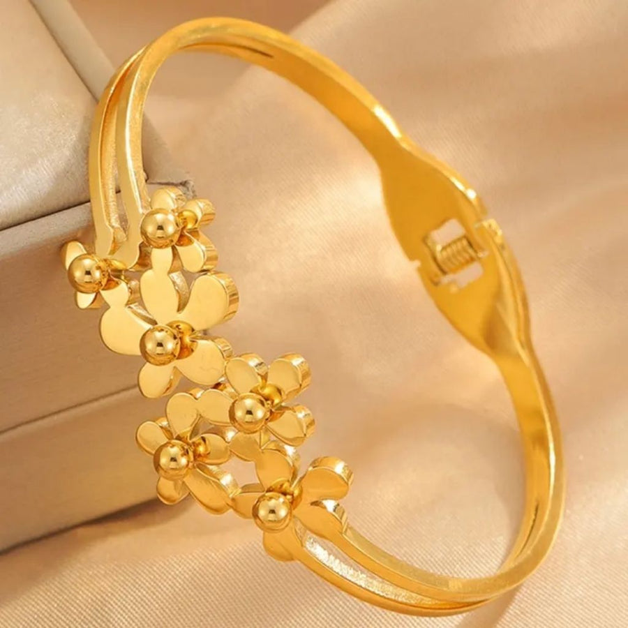 BelleCharm Bloom Bracelet
