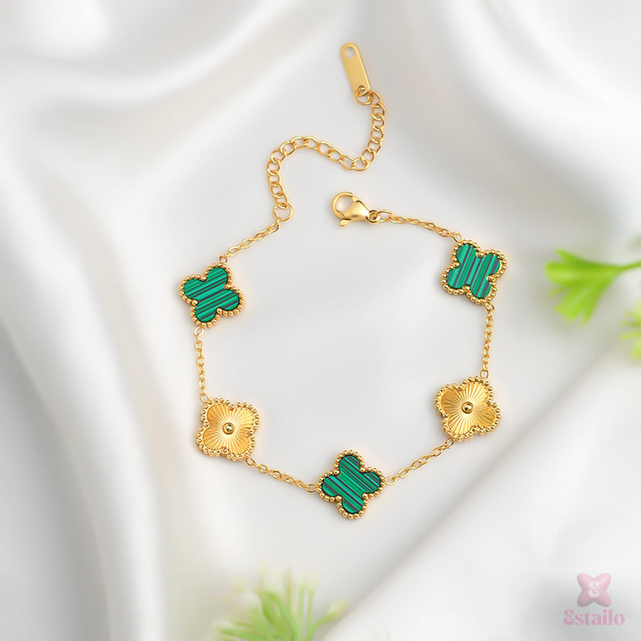 Glowy Clover Bracelet