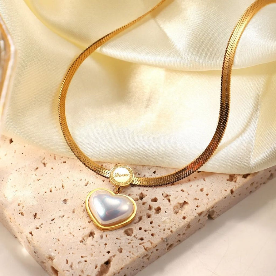 Pearl Me Pretty Necklace