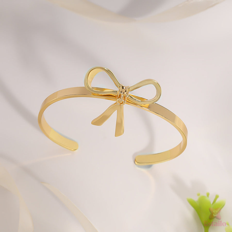 LuxeKnot Bracelet