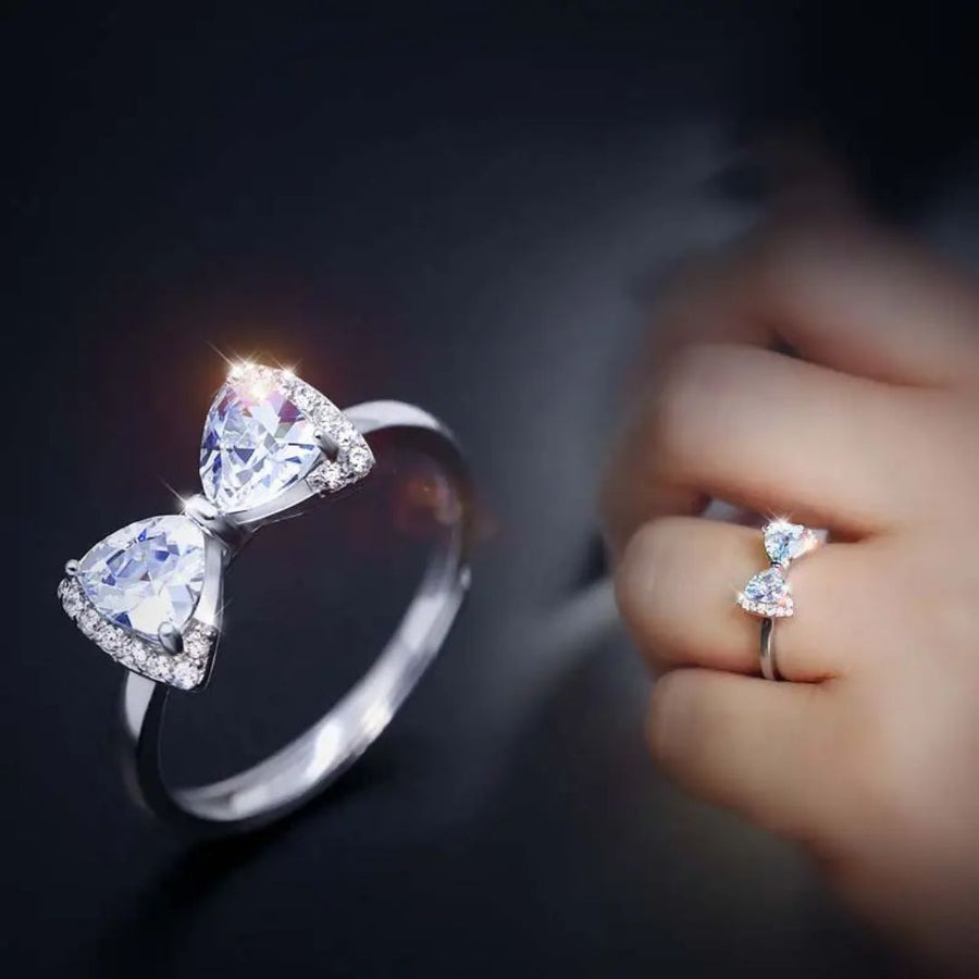 Bling Blogger Bow Ring