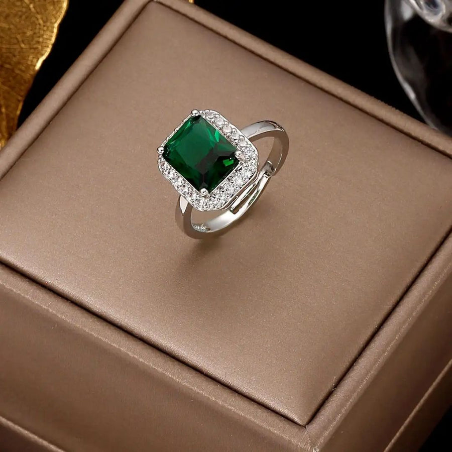 Emerald Radiance Ring