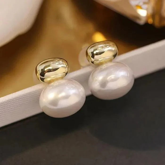 A Pearl Of Wisdom Earrings