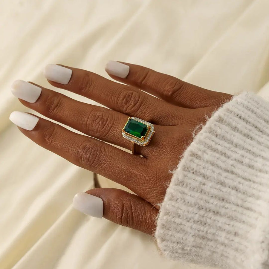 Gleaming Green Stone