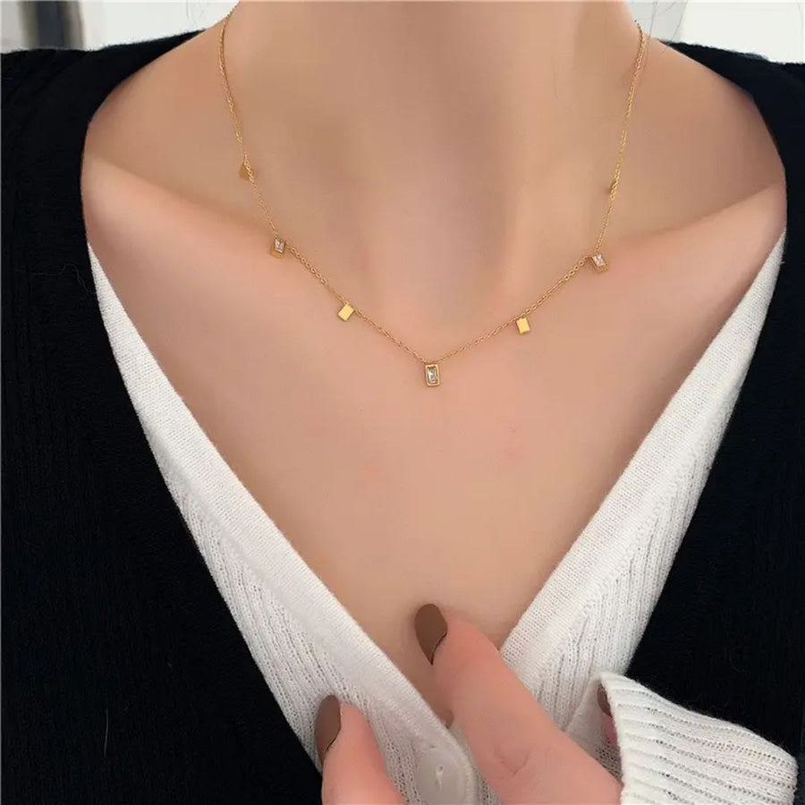 Zircon Gleam Pendant